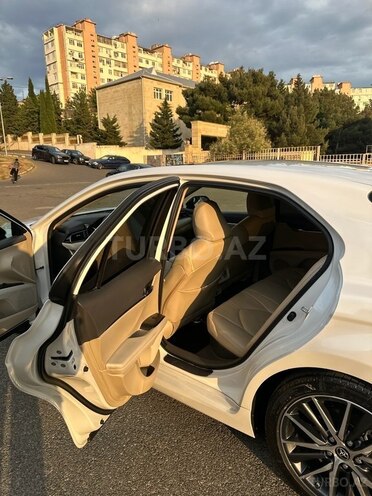 Toyota Camry 2022, 62,500 km - 2.5 л - Bakı