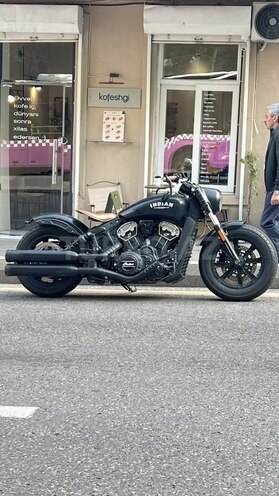 Indian Motorcycle  2020, 20,000 km - 1.2 l - Bakı