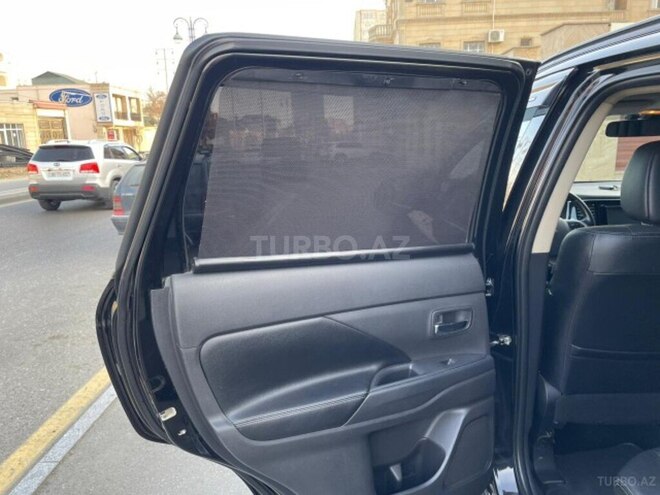 Mitsubishi Outlander 2014, 260,000 km - 2.4 l - Bakı