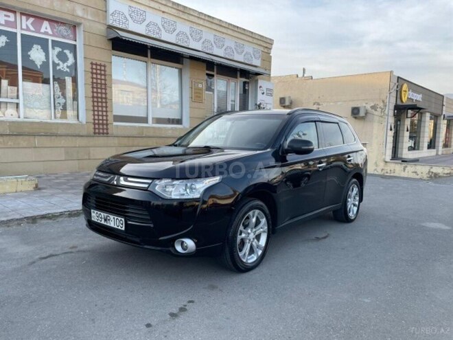 Mitsubishi Outlander 2014, 260,000 km - 2.4 l - Bakı