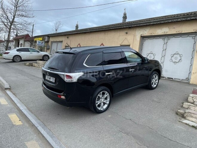 Mitsubishi Outlander 2014, 260,000 km - 2.4 l - Bakı