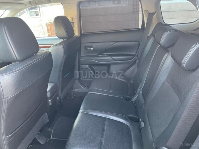 Mitsubishi Outlander 2014, 260,000 km - 2.4 l - Bakı