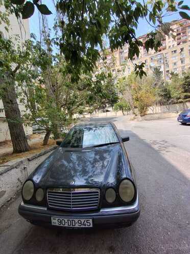 Mercedes E 230 1996, 338,000 km - 2.3 l - Bakı