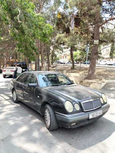 Mercedes E 230 1996, 338,000 km - 2.3 l - Bakı