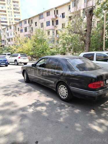 Mercedes E 230 1996, 338,000 km - 2.3 l - Bakı