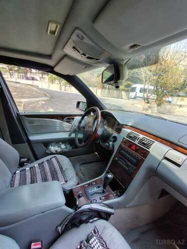 Mercedes E 230 1996, 338,000 km - 2.3 l - Bakı