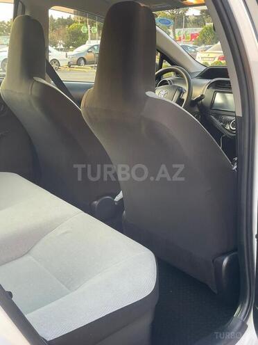Toyota Aqua 2019, 86,000 km - 1.5 l - Bakı