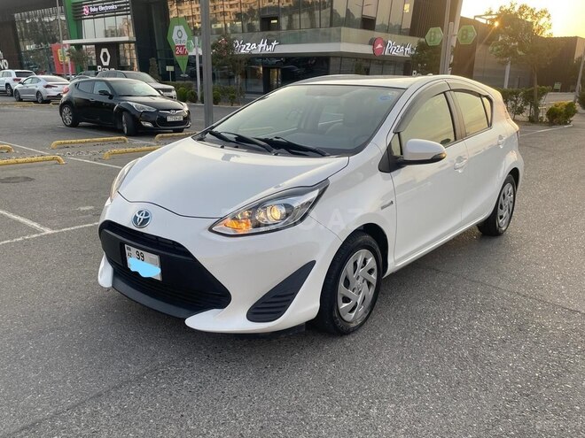 Toyota Aqua 2019, 86,000 km - 1.5 l - Bakı