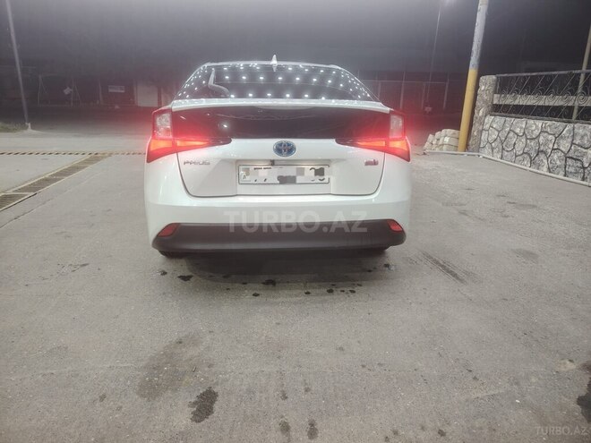 Toyota Prius 2019, 180,000 km - 1.8 л - Bakı
