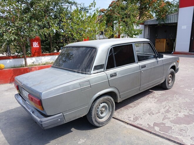 LADA (VAZ) 2107 2011, 328,484 km - 1.6 л - Qusar