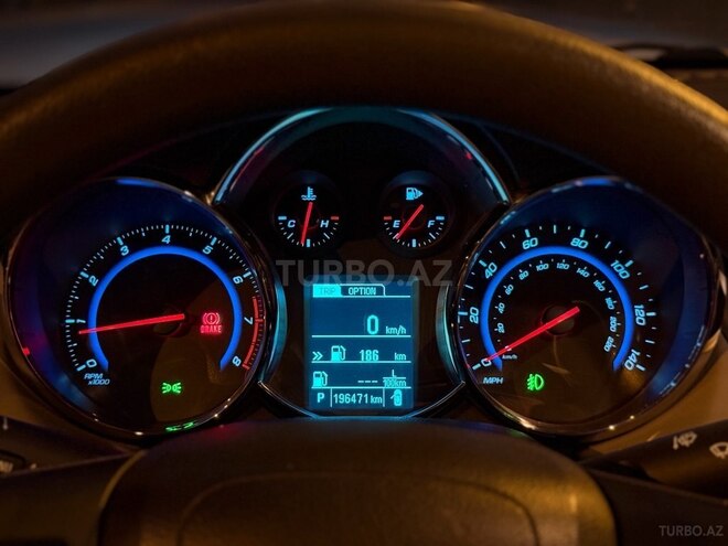 Chevrolet Cruze 2015, 196,471 km - 1.4 l - Gəncə