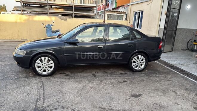 Opel Vectra 1997, 200,000 km - 2.0 l - Bakı