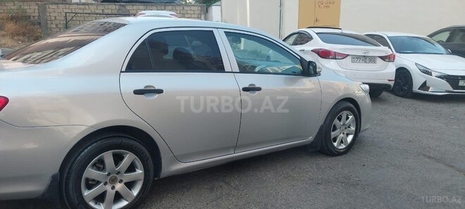 Toyota Corolla 2011, 173,000 km - 1.4 l - Bakı