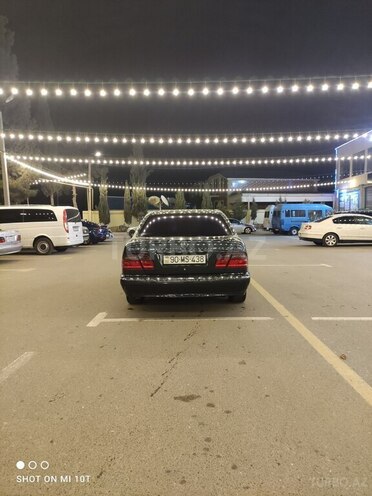 Mercedes E 200 2000, 600,000 km - 2.0 l - Şirvan