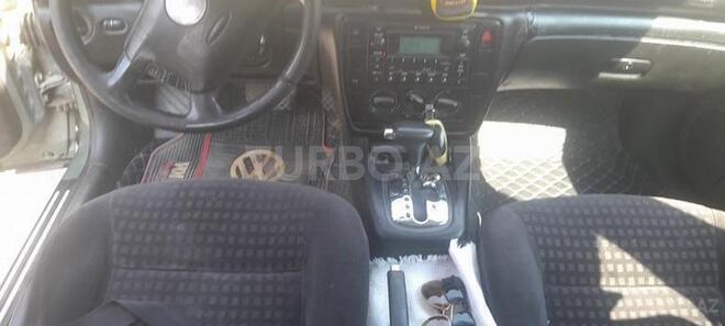 Volkswagen Passat 2002, 218,000 km - 1.8 l - Bakı