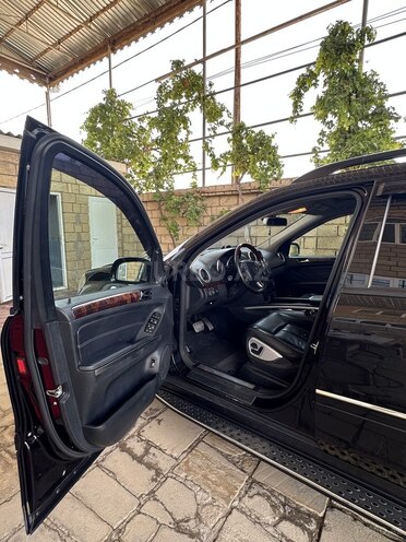 Mercedes GL 450 4MATIC 2007, 252,500 km - 4.7 l - Bakı
