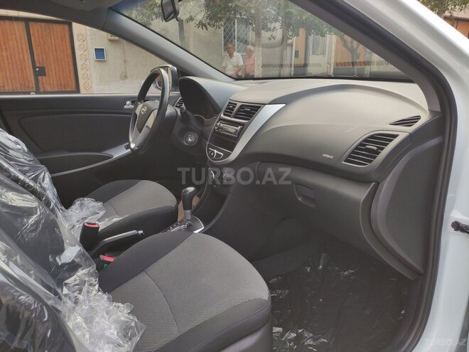 Hyundai Accent 2013, 185,000 km - 1.4 l - Bakı