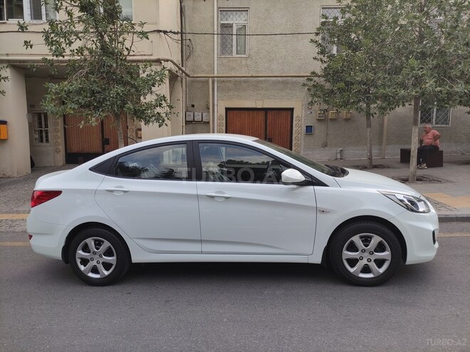 Hyundai Accent 2013, 185,000 km - 1.4 l - Bakı