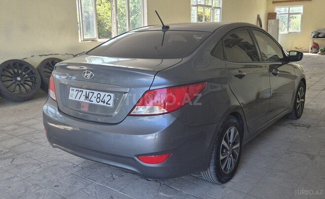 Hyundai Accent 2015, 240,000 km - 1.6 л - Bakı