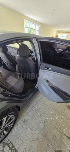 Hyundai Accent 2015, 240,000 km - 1.6 л - Bakı