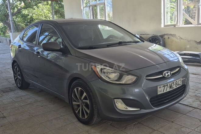 Hyundai Accent 2015, 240,000 km - 1.6 л - Bakı