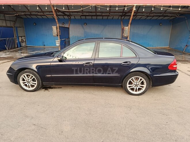 Mercedes E 240 2004, 283,600 km - 2.6 l - Bakı