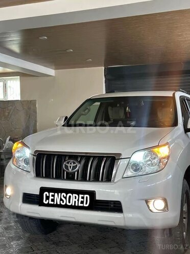 Toyota Land Cruiser Prado 2010, 274,000 km - 2.7 л - Bakı
