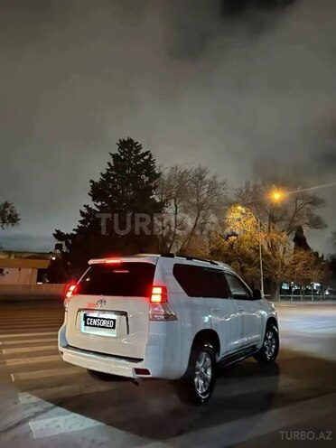 Toyota Land Cruiser Prado 2010, 274,000 km - 2.7 л - Bakı