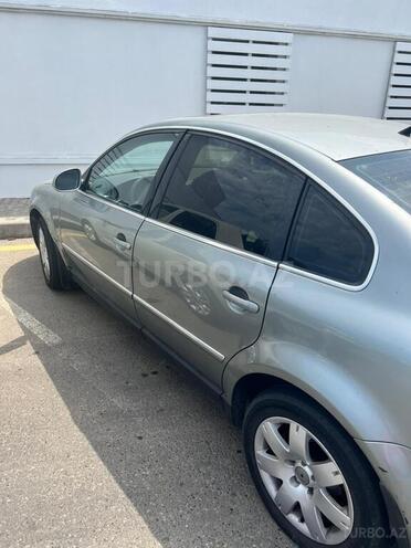 Volkswagen Passat 2004, 333,000 km - 1.8 l - Bakı