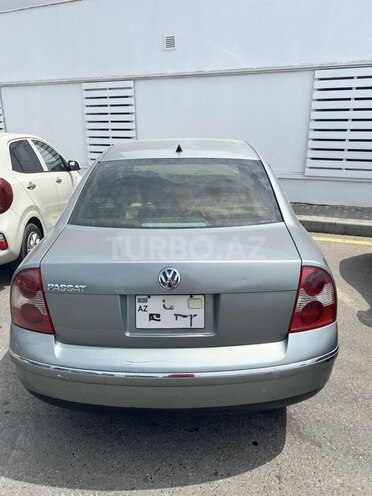 Volkswagen Passat 2004, 333,000 km - 1.8 l - Bakı