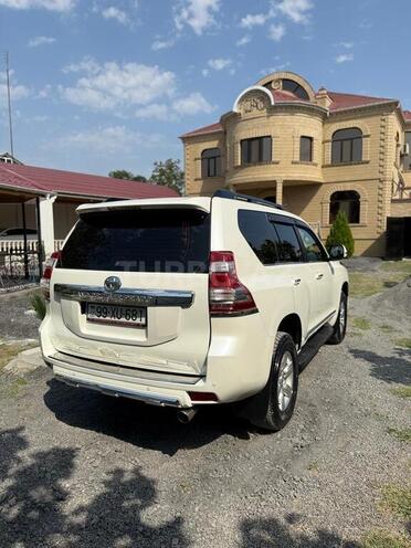Toyota Land Cruiser Prado 2015, 73,000 km - 2.7 l - Zaqatala