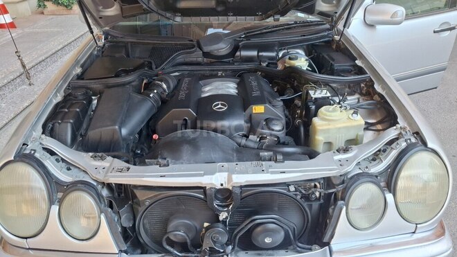 Mercedes E 240 1997, 400,000 km - 2.4 l - Bakı