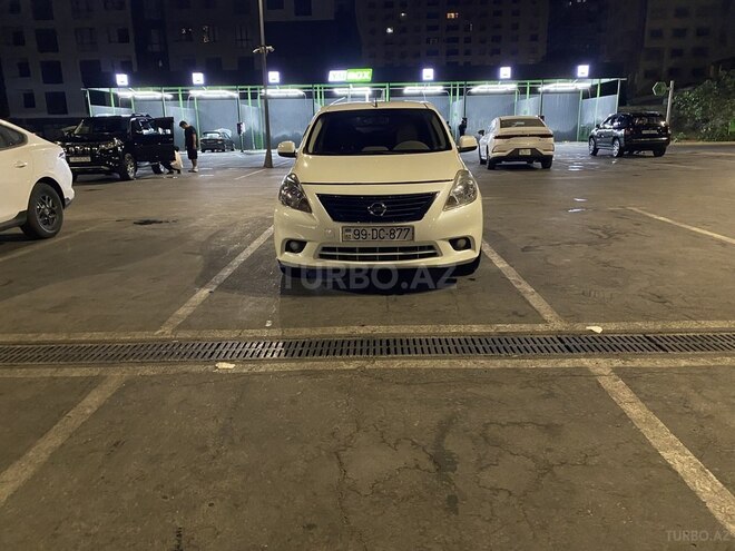 Nissan Sunny 2013, 248,000 km - 1.5 л - Bakı