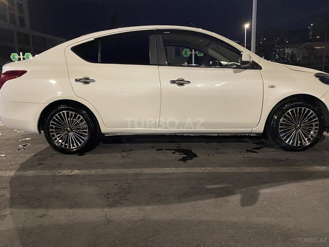 Nissan Sunny 2013, 248,000 km - 1.5 л - Bakı