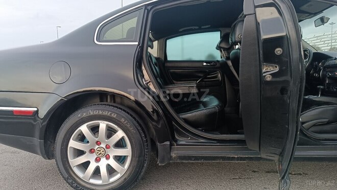 Volkswagen Passat 2002, 285,547 km - 1.8 l - Bakı