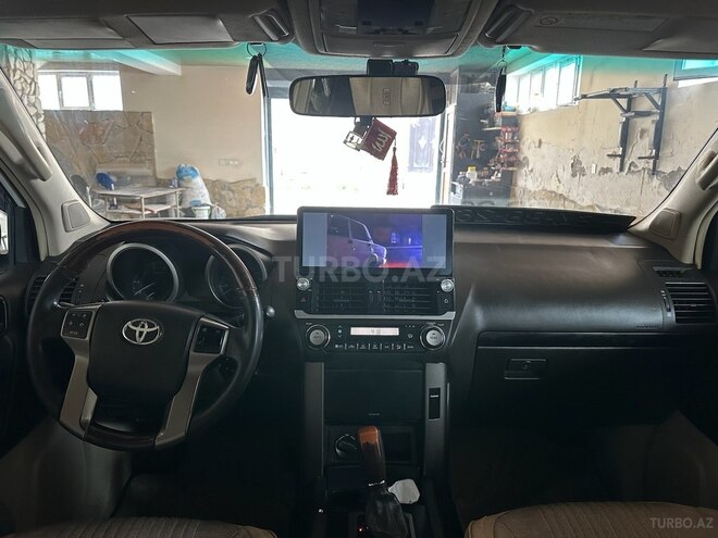 Toyota Land Cruiser Prado 2010, 274,000 km - 2.7 л - Bakı