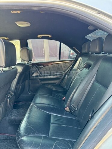 Mercedes E 220 1999, 530,000 km - 2.2 l - Sumqayıt
