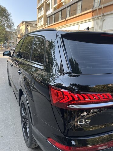 Audi Q7 2020, 67,000 km - 3.0 l - Bakı