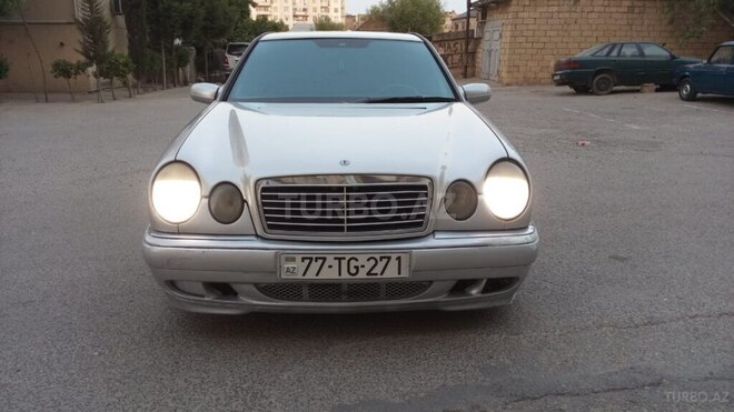 Mercedes E 300 1997, 25,666 km - 3.0 l - Babək
