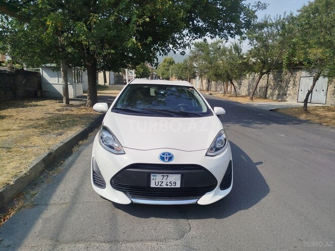 Toyota Aqua 2019, 160,000 km - 1.5 л - Bakı
