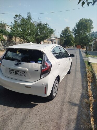 Toyota Aqua 2019, 160,000 km - 1.5 л - Bakı