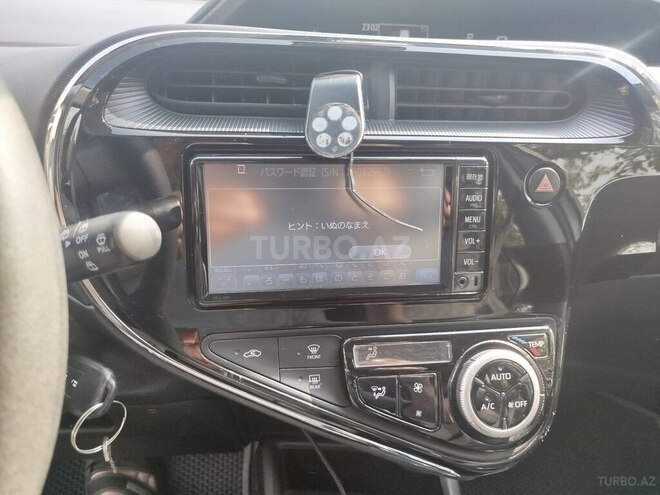 Toyota Aqua 2019, 160,000 km - 1.5 л - Bakı