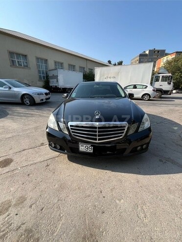 Mercedes E 220 2009, 266,500 km - 2.1 l - Bakı