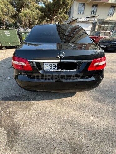 Mercedes E 220 2009, 266,500 km - 2.1 l - Bakı