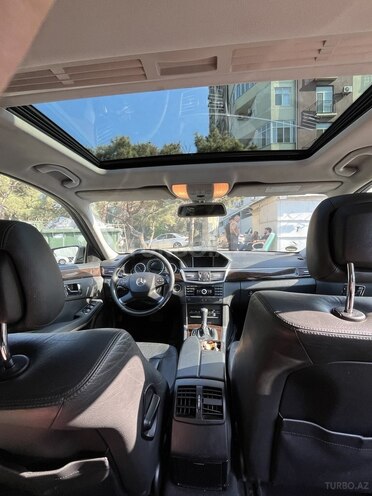 Mercedes E 220 2009, 266,500 km - 2.1 l - Bakı