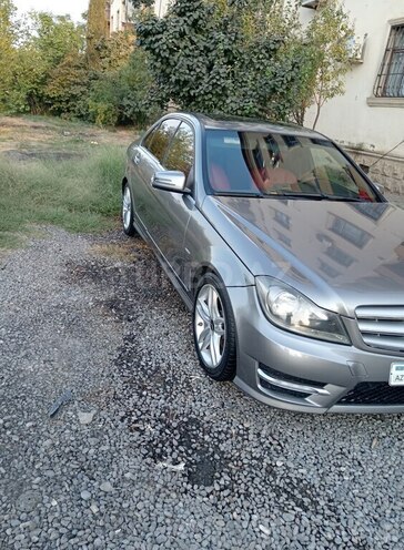 Mercedes C 250 2012, 249,562 km - 1.8 л - Yevlax