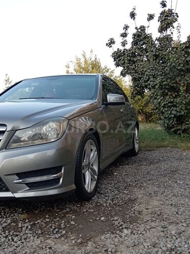 Mercedes C 250 2012, 249,562 km - 1.8 л - Yevlax