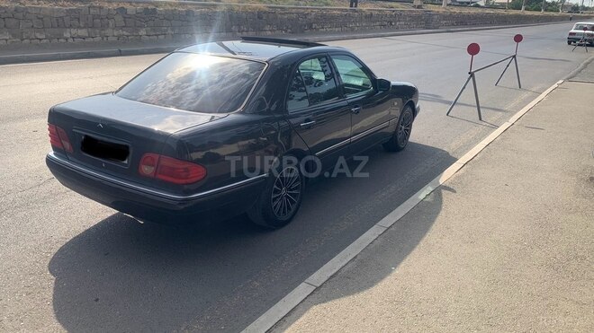 Mercedes E 230 1996, 324,178 km - 2.3 l - Gəncə