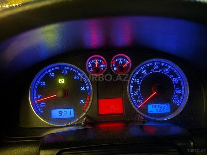 Volkswagen Passat 2002, 313,017 km - 1.8 l - Gəncə