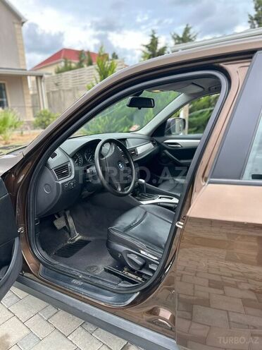BMW X1 2011, 238,000 km - 2.0 л - Bakı